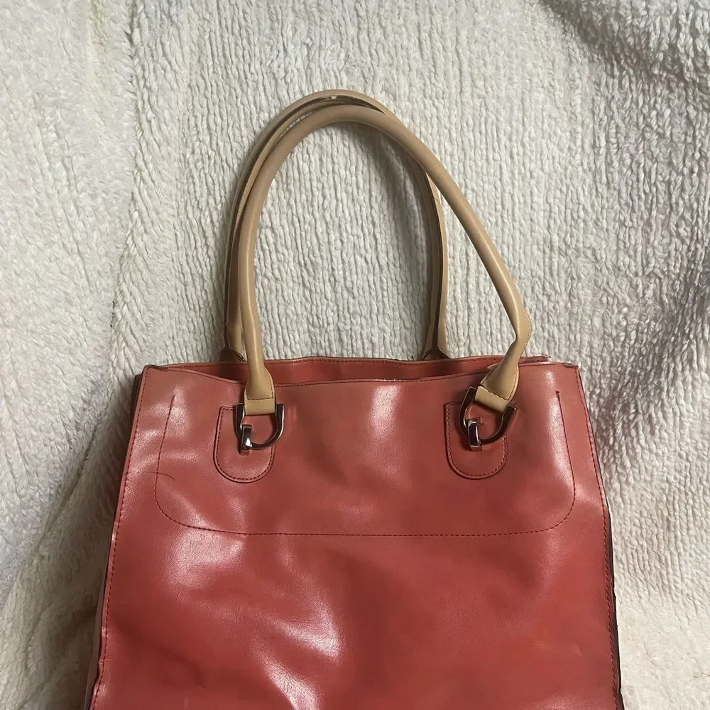 London Fog Faux leather orange large tote bag beige straps silver tone hardwares